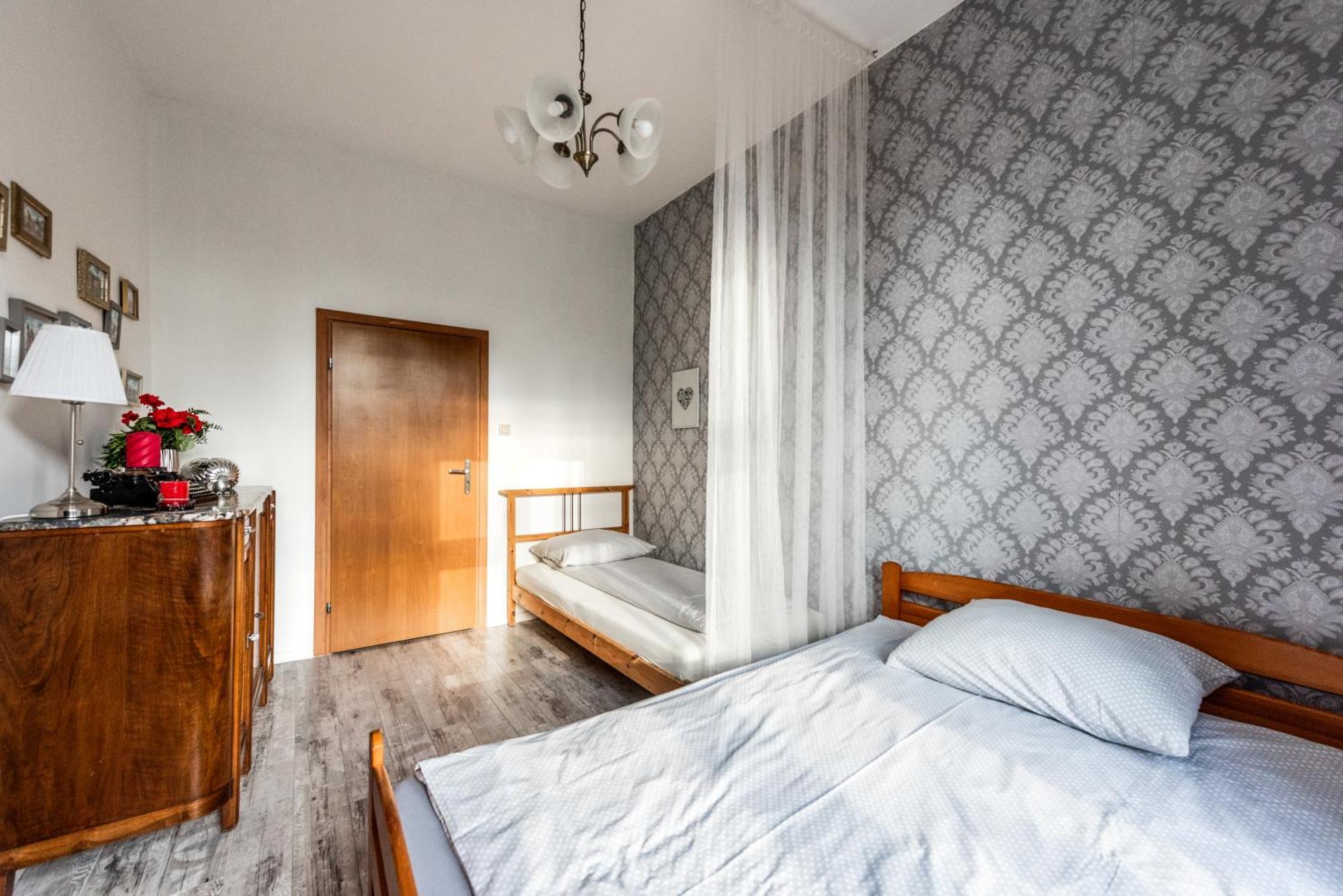 Apartament Tuz Przy Wawelu Krakau Exterior foto